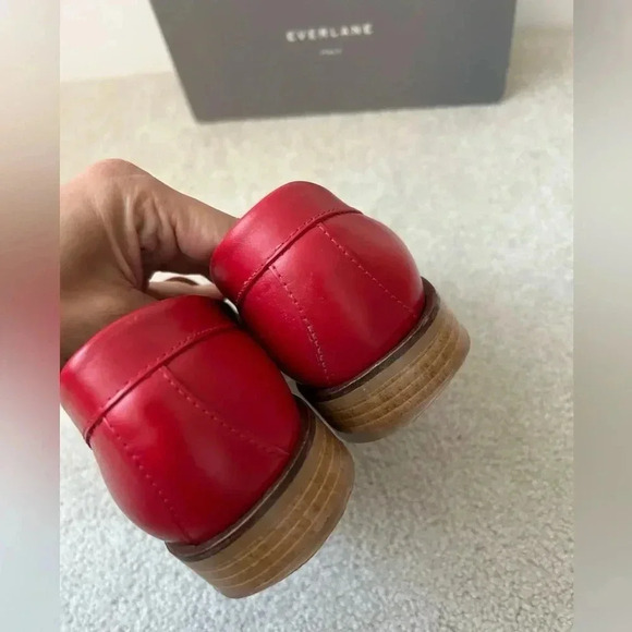 Everlane modern day  loafer in red leather - Picture 5 of 10